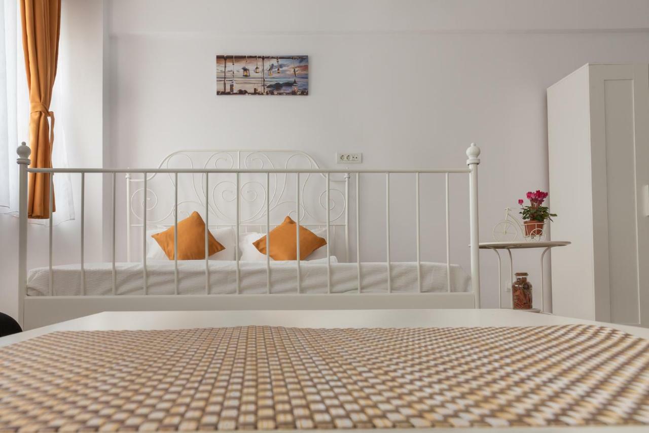 Studio Ambiance , Mamaia Năvodari Buitenkant foto