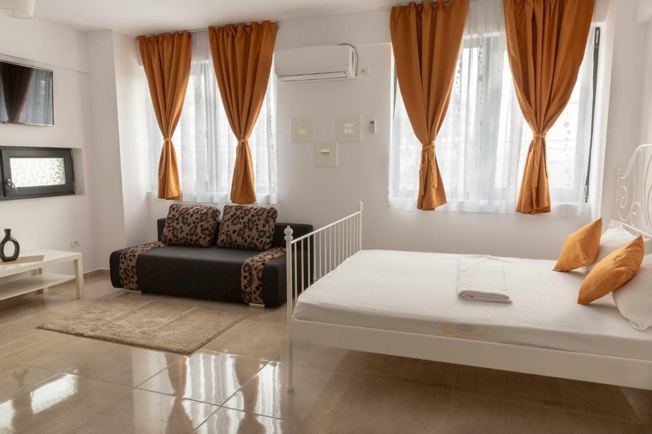 Studio Ambiance , Mamaia Năvodari Buitenkant foto